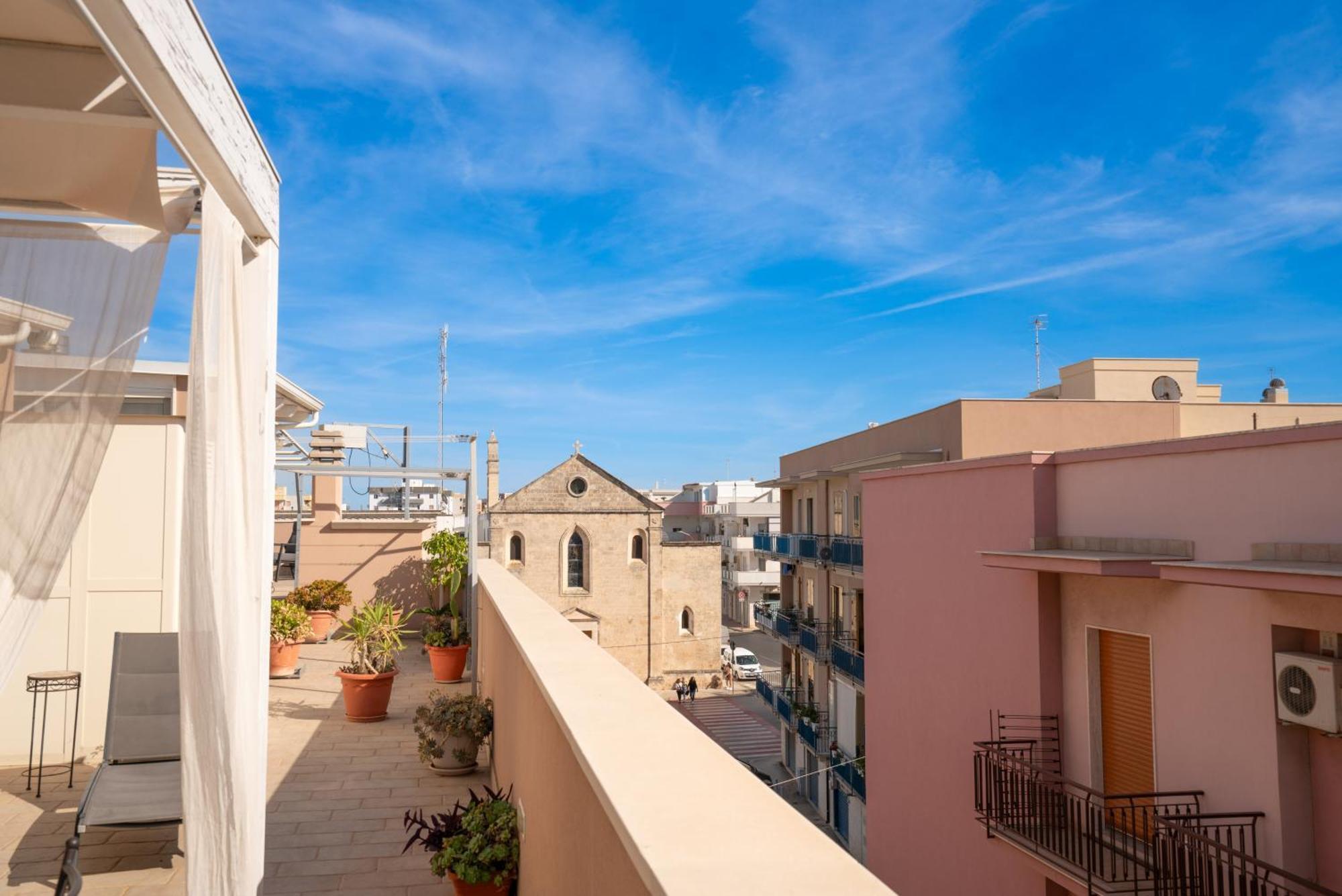 Petali Rosa Bed & Breakfast Polignano a Mare Exterior photo